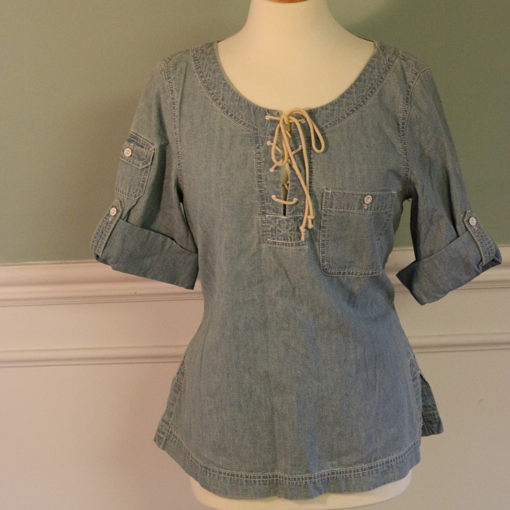 Ralph Lauren short sleeved jean shirt. NWOT. Med